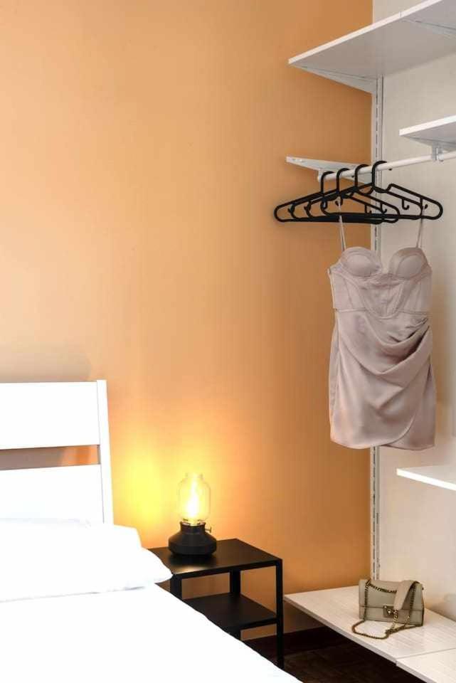 Suite La Montagnola Park 200M Stazione Centrale Bolonya Dış mekan fotoğraf