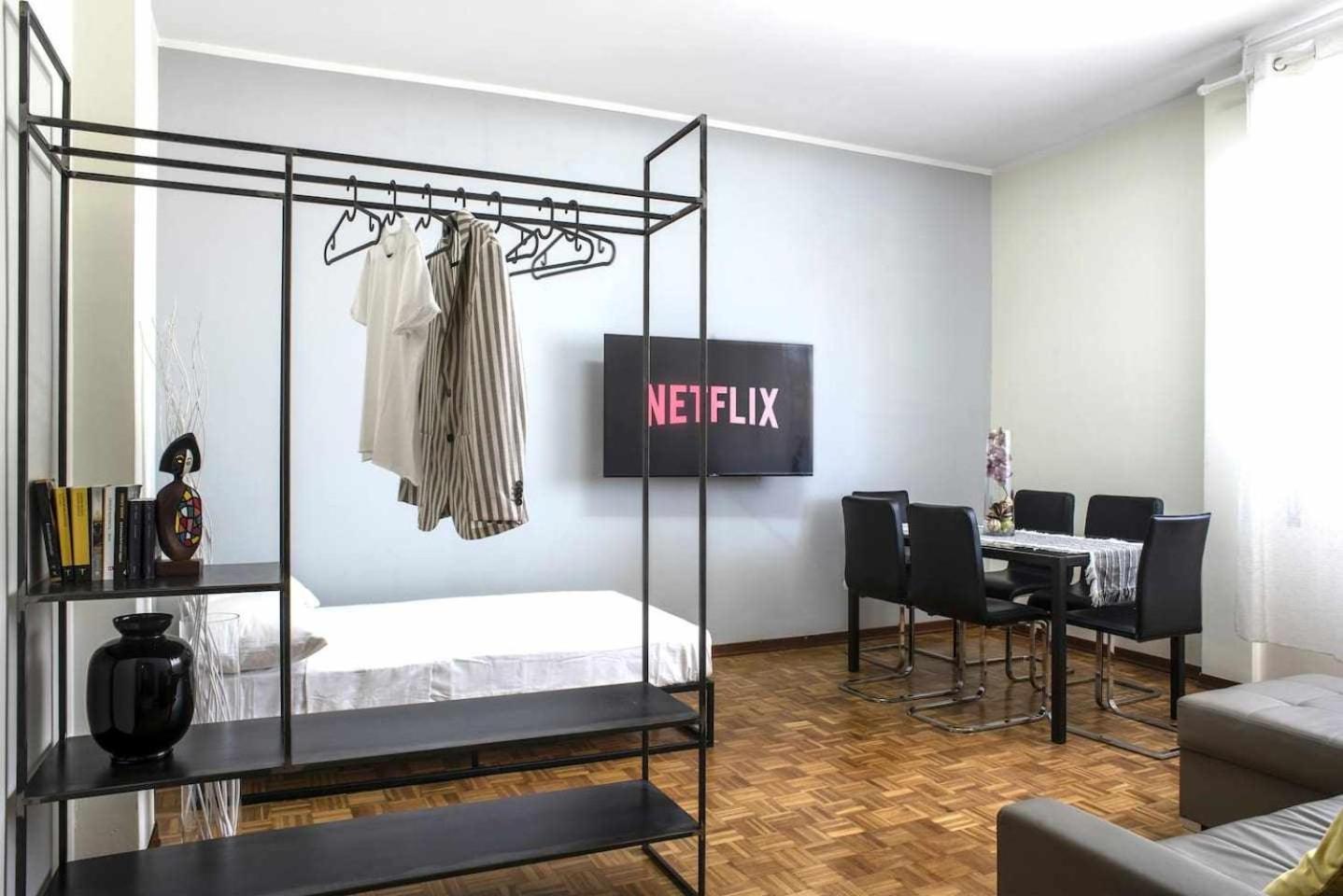 Suite La Montagnola Park 200M Stazione Centrale Bolonya Dış mekan fotoğraf